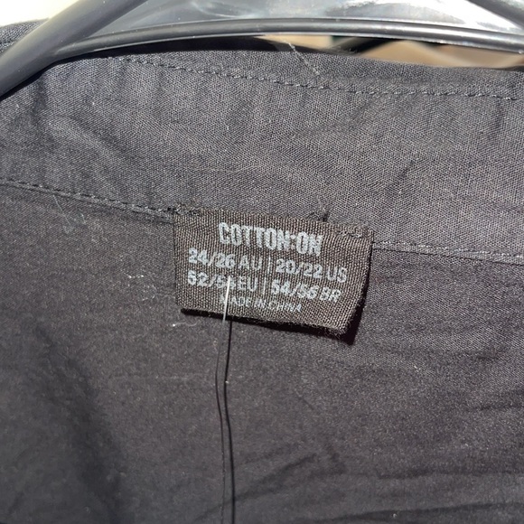 Cotton On Button up shirt - Picture 2 of 5